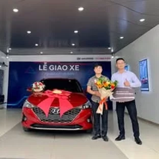 Hình ảnh hoạt động tư vấn xe tại Ninh Bình
